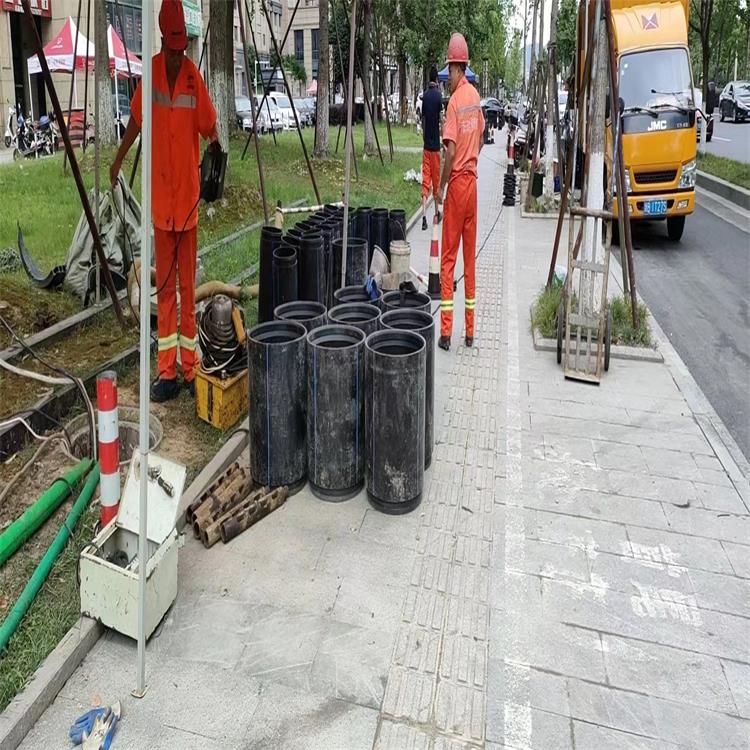盐湖管道短管置换修复