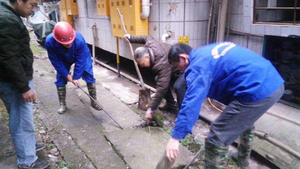 盐湖清掏化粪池、管道疏通一站式服务<高效><技术><可靠>