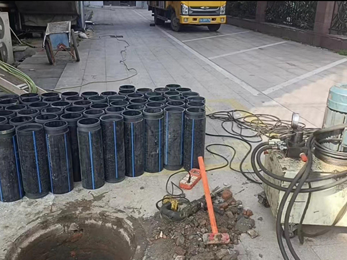 盐湖PE置换管厂家 DN315置换管 非开挖管短管置换